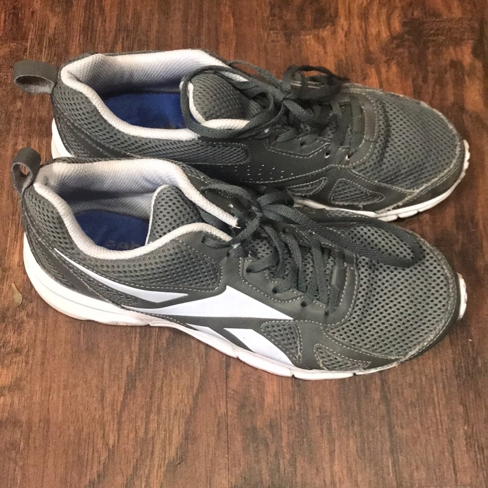 Reebok running sneakers, size 9